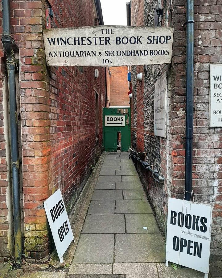 Winchester Retreat公寓 外观 照片